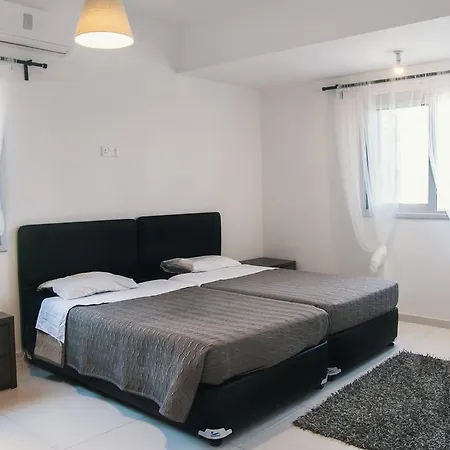 Apartament Afentrika City *